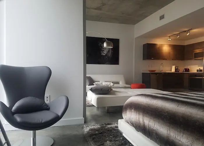 Downtown Miami Deluxe Apartment